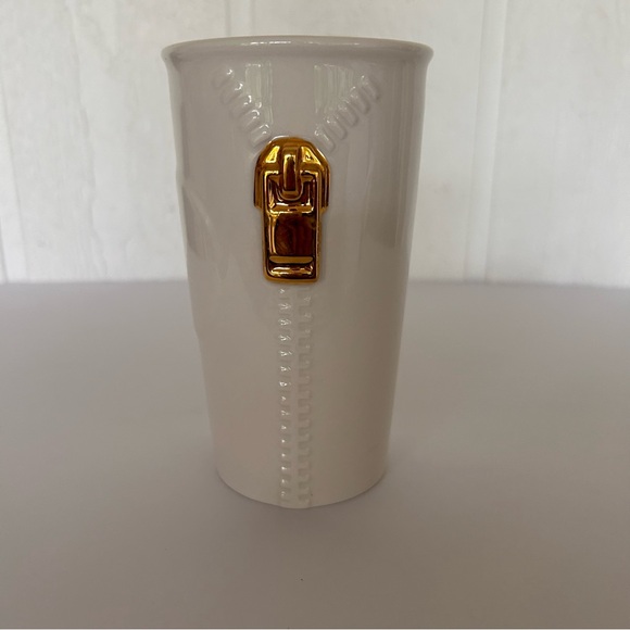 STARBUCKS 2015 CERAMIC ZIPPER MUG WITH LID WHITE/GOLD 10 OUNCE NWT - Picture 2 of 11